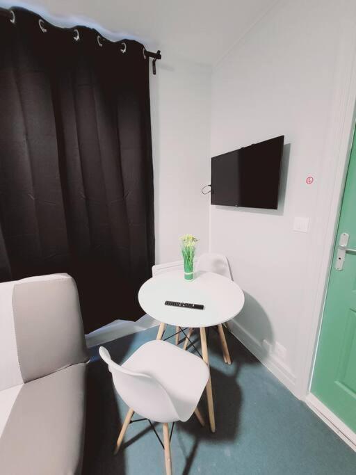 Studio Fonctionnel Proche Gare Pierrefitte Stains "Appart 2" Zewnętrze zdjęcie
